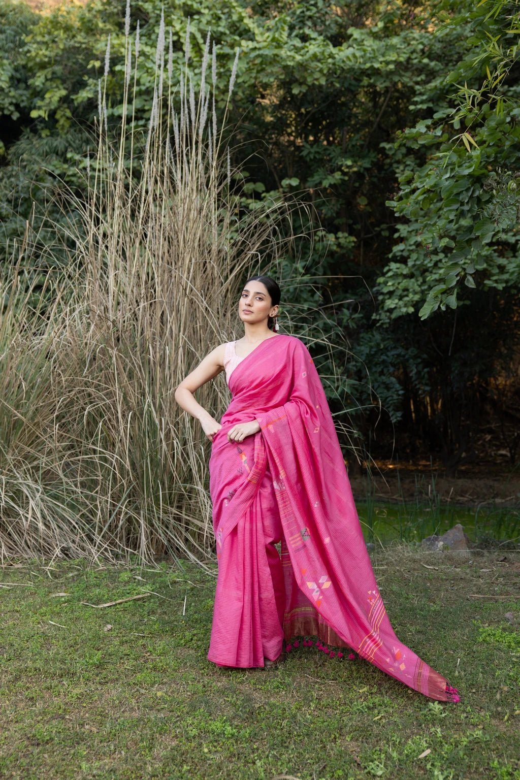 Gulabi-001 Saree