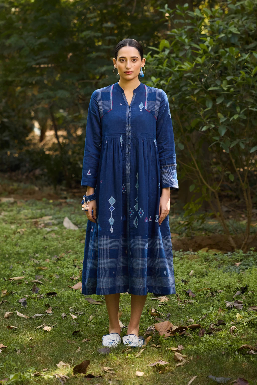 Nimi Dress — Deep indigo blue silk cotton Jamdani dress — front view | Sarron