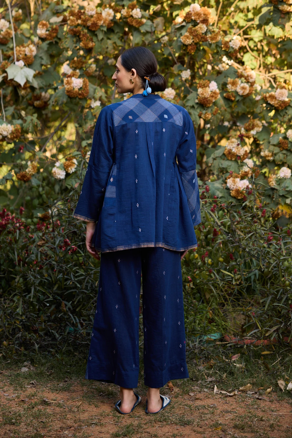 Vara Set — jamdani silk cotton set — back view | Sarron