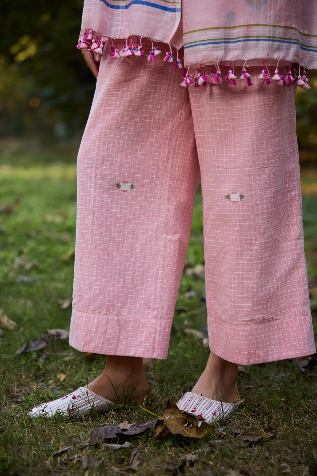 Mila Set — Pink checkered Jamdani cotton co-ord set — fabric detail | Sarron