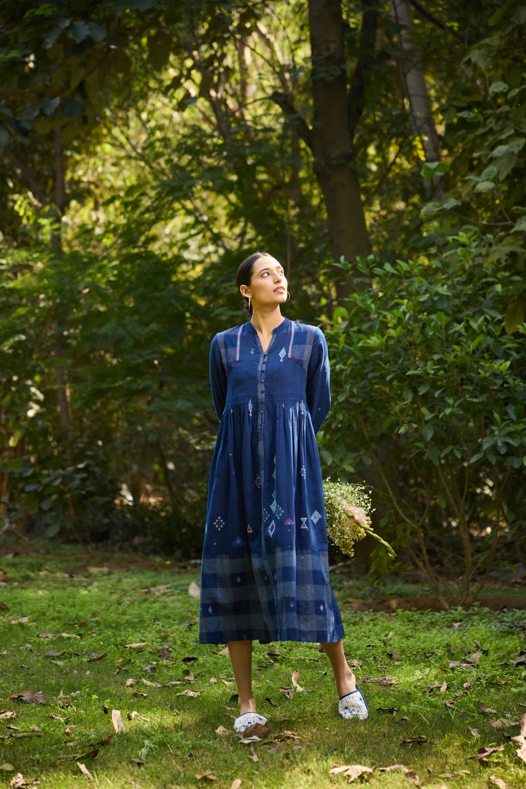 Nimi Dress — Deep indigo blue silk cotton Jamdani dress — lifestyle | Sarron