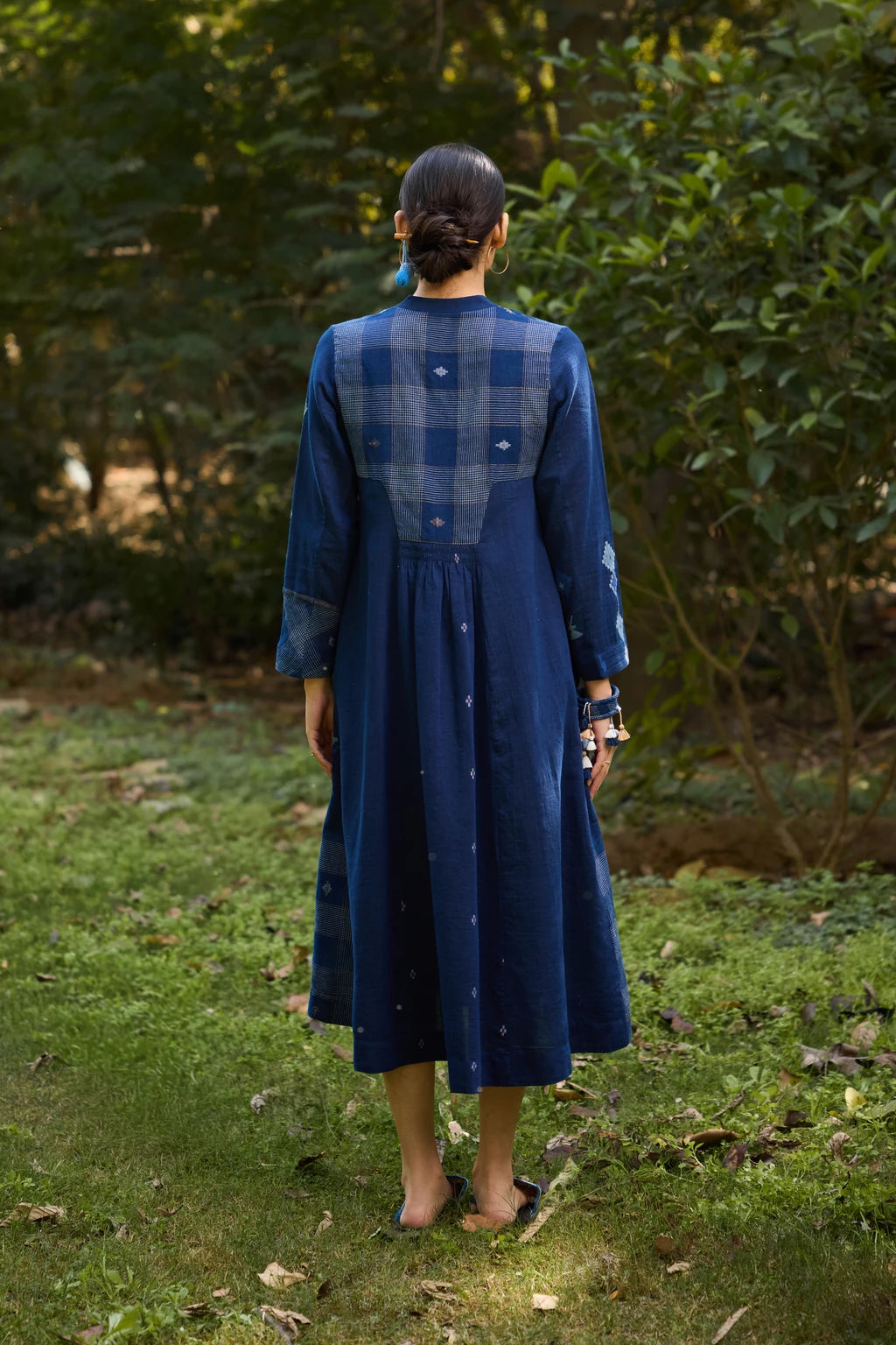 Nimi Dress — Deep indigo blue silk cotton Jamdani dress — close-up | Sarron