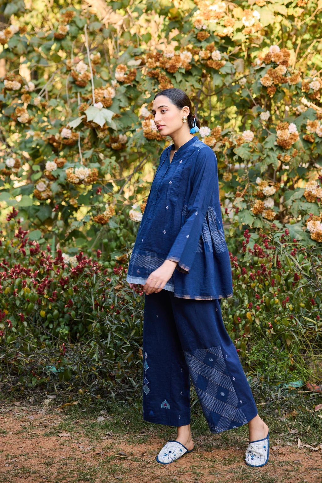 Vara Set — jamdani silk cotton set — lifestyle shot | Sarron